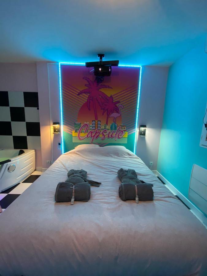 Capsule Miami Vice - Jacuzzi - Billard - Ecran Cinema & Netflix - Ping-Pong - Nintendo & Jeux- Lievin Εξωτερικό φωτογραφία