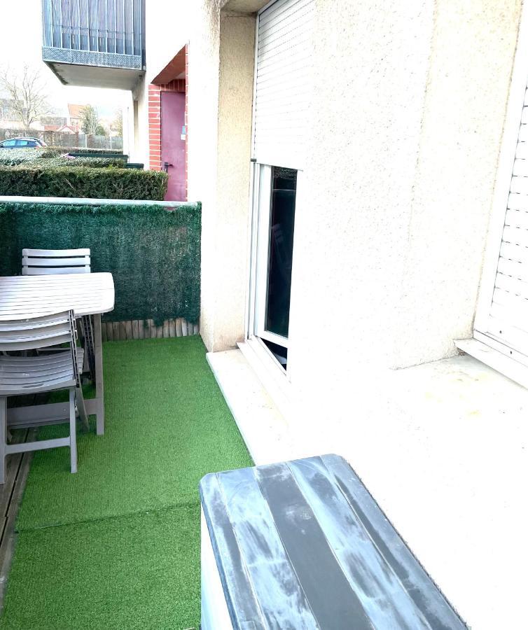 Capsule Miami Vice - Jacuzzi - Billard - Ecran Cinema & Netflix - Ping-Pong - Nintendo & Jeux- Lievin Εξωτερικό φωτογραφία